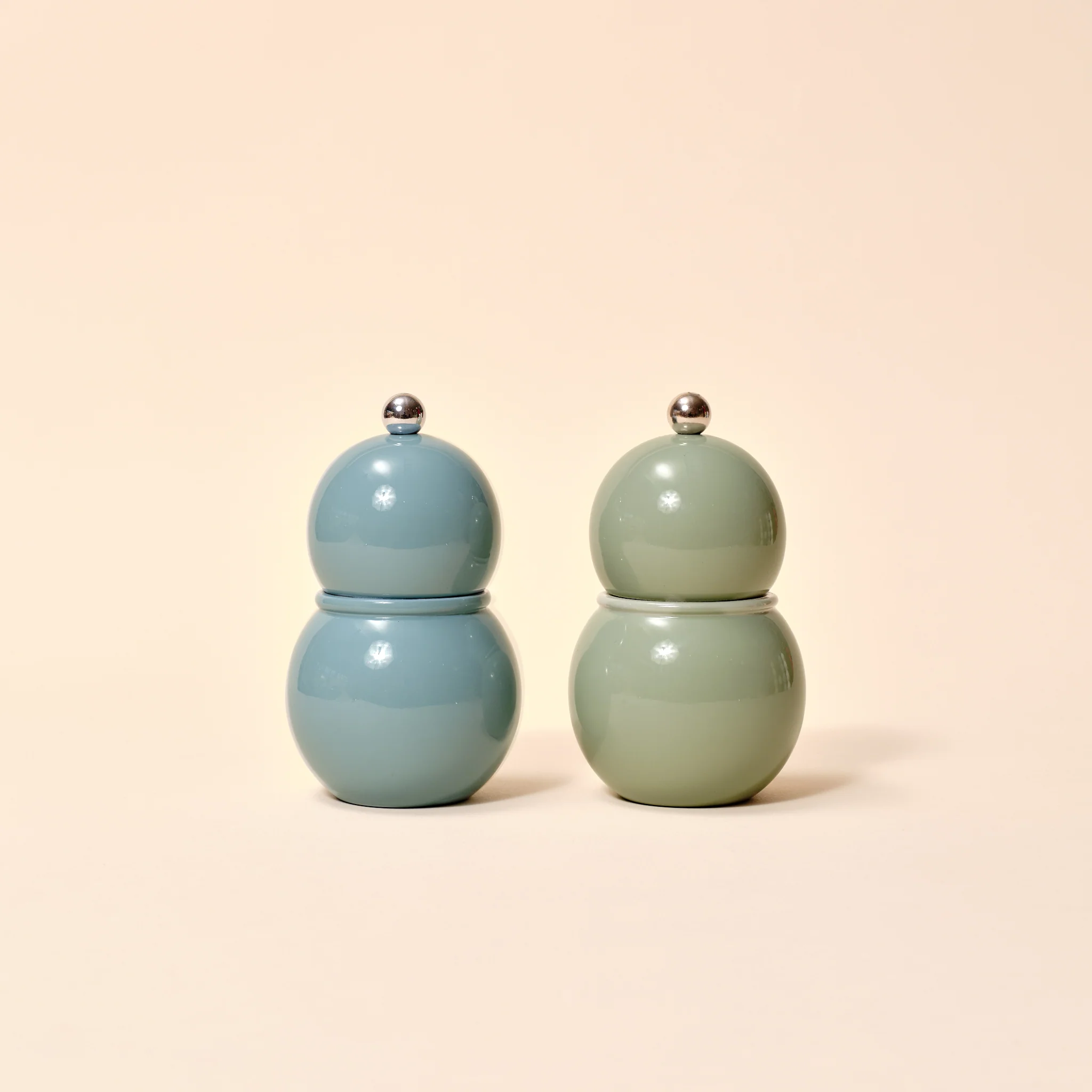 Short Bobbin Salt & Pepper Grinder - Image 10