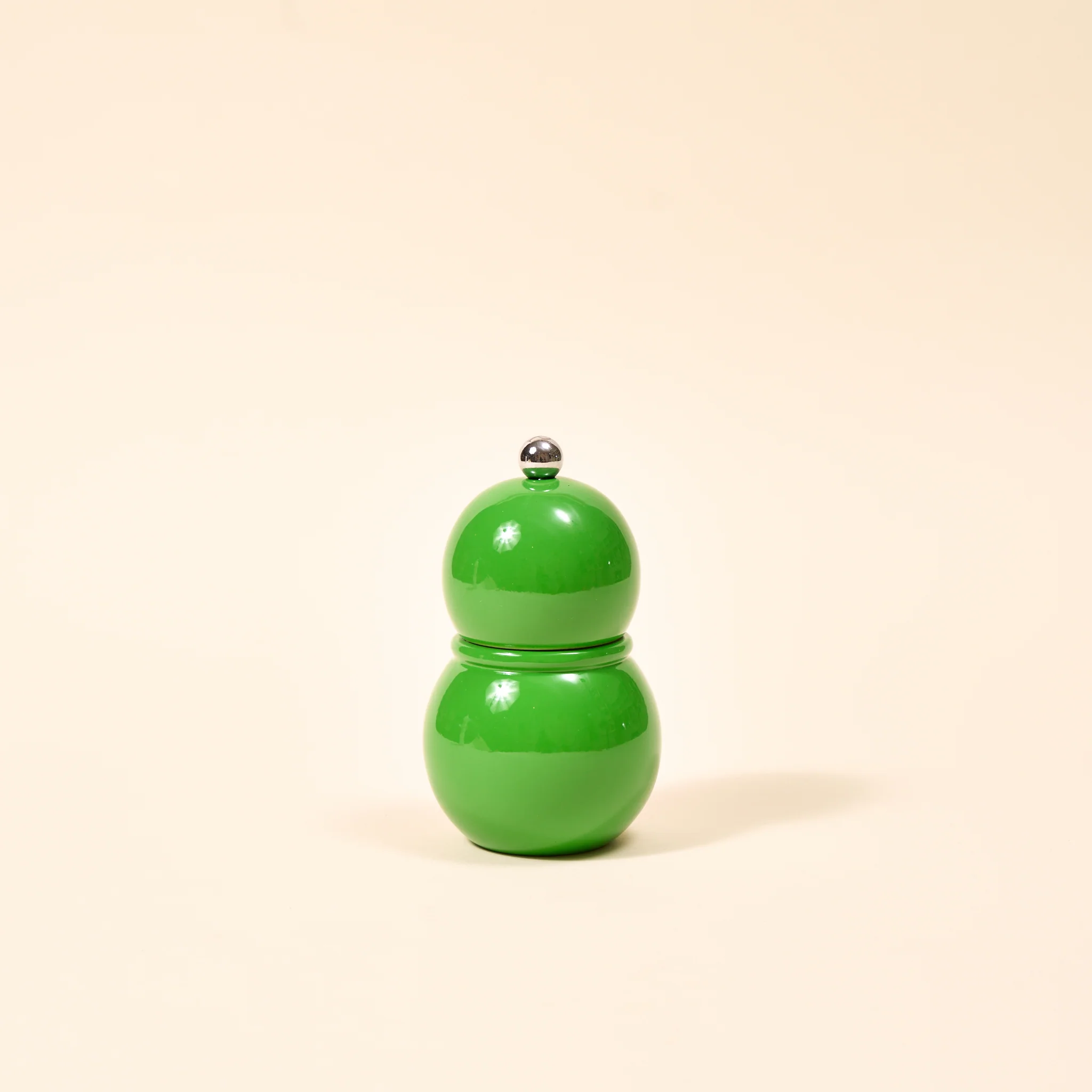 Short Bobbin Salt & Pepper Grinder - Image 5