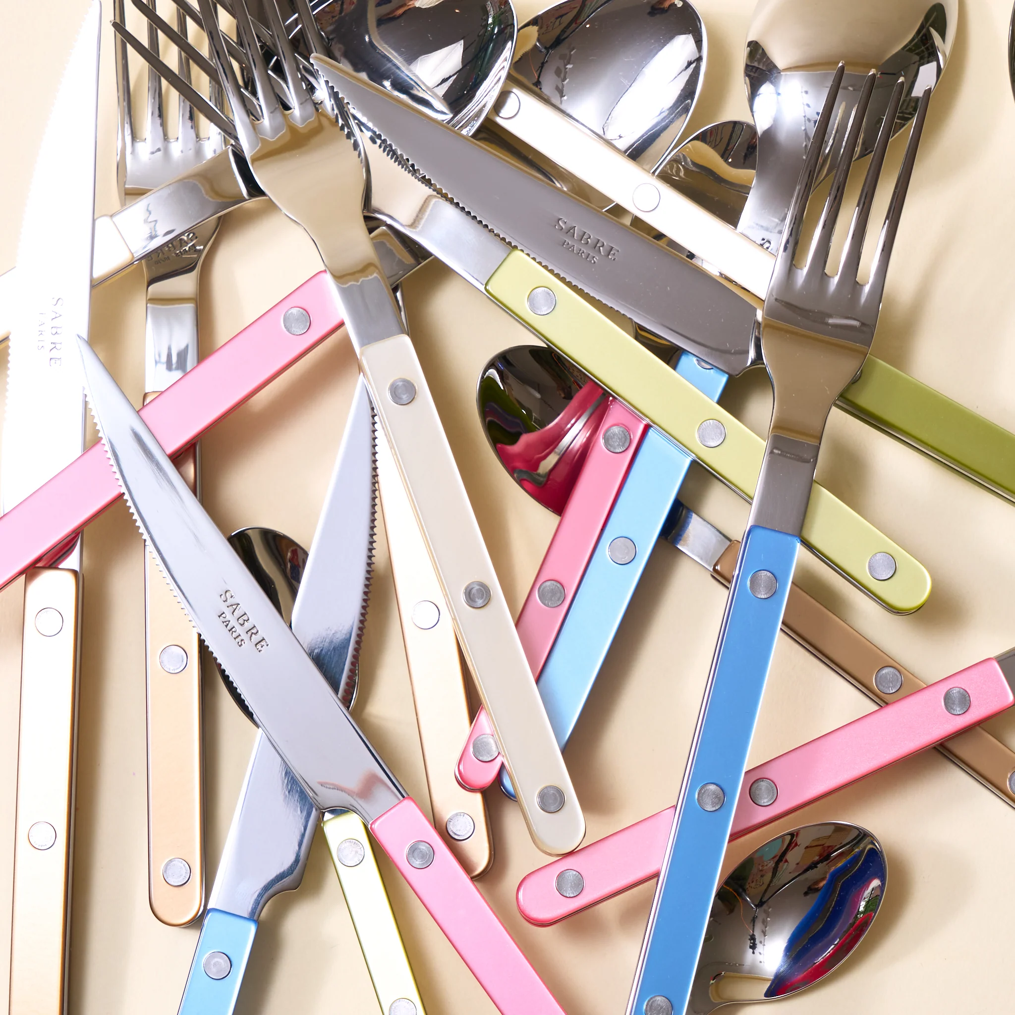 Pearly Bistrot Flatware Set (4 piece) - Image 13